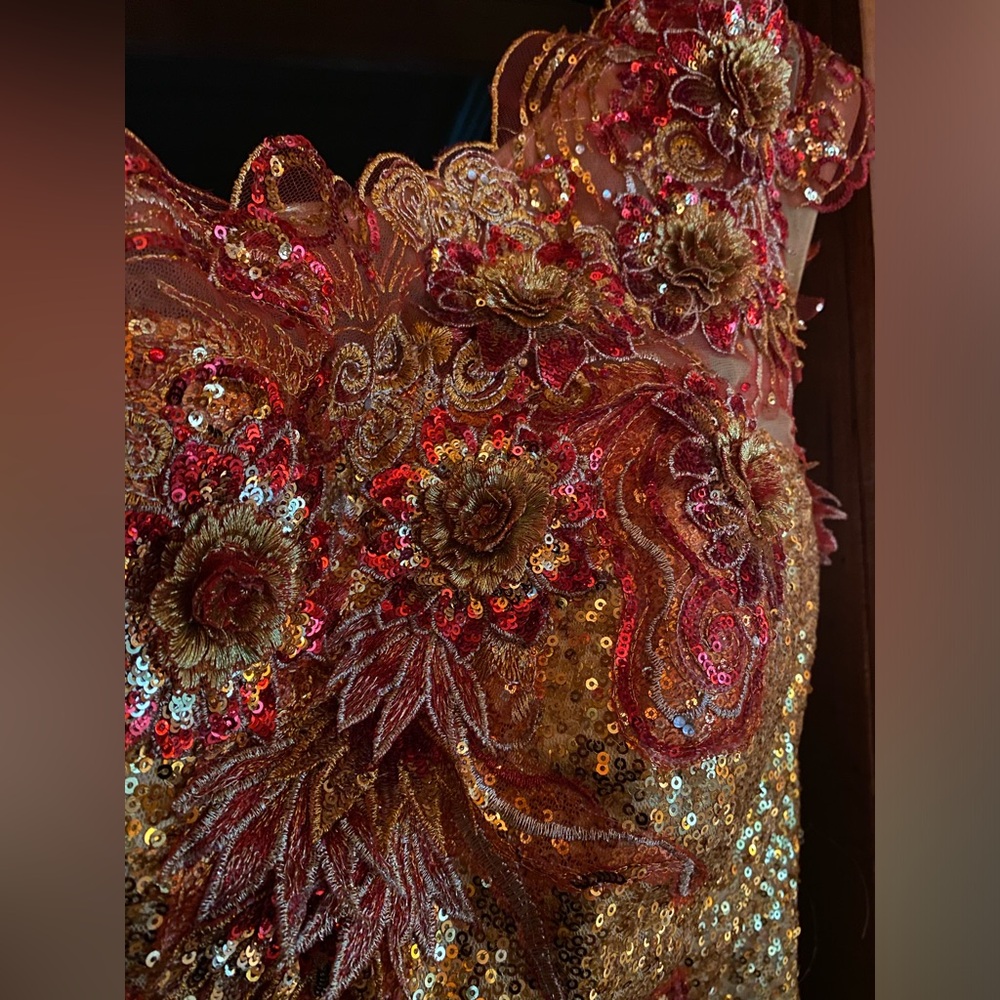 Formal Evening Gown/ Fitted One-Shoulder/ Sequin with Ornate Details (SZ 10)